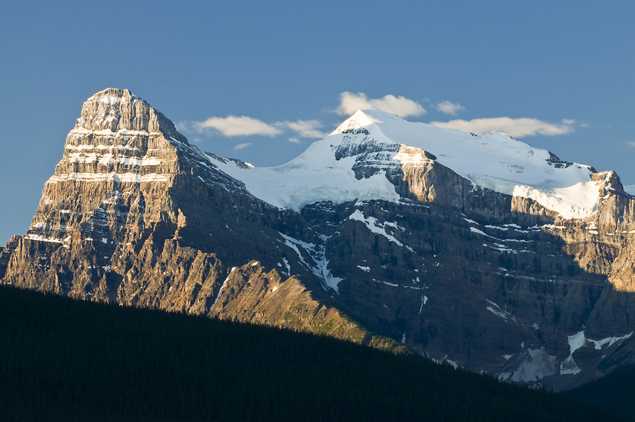 Sunrise in the Mountains of Banff